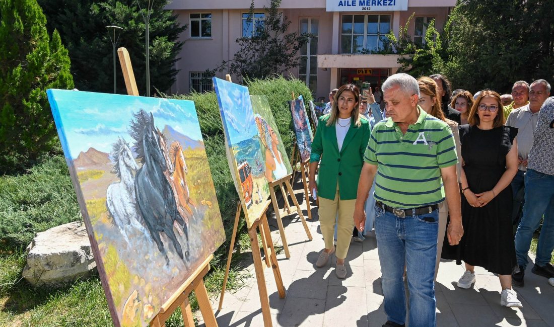 Mamak Belediyesi Lalahan Aile Merkezi&rsquo;nde 1 yıldır eğitim veren Selahattin