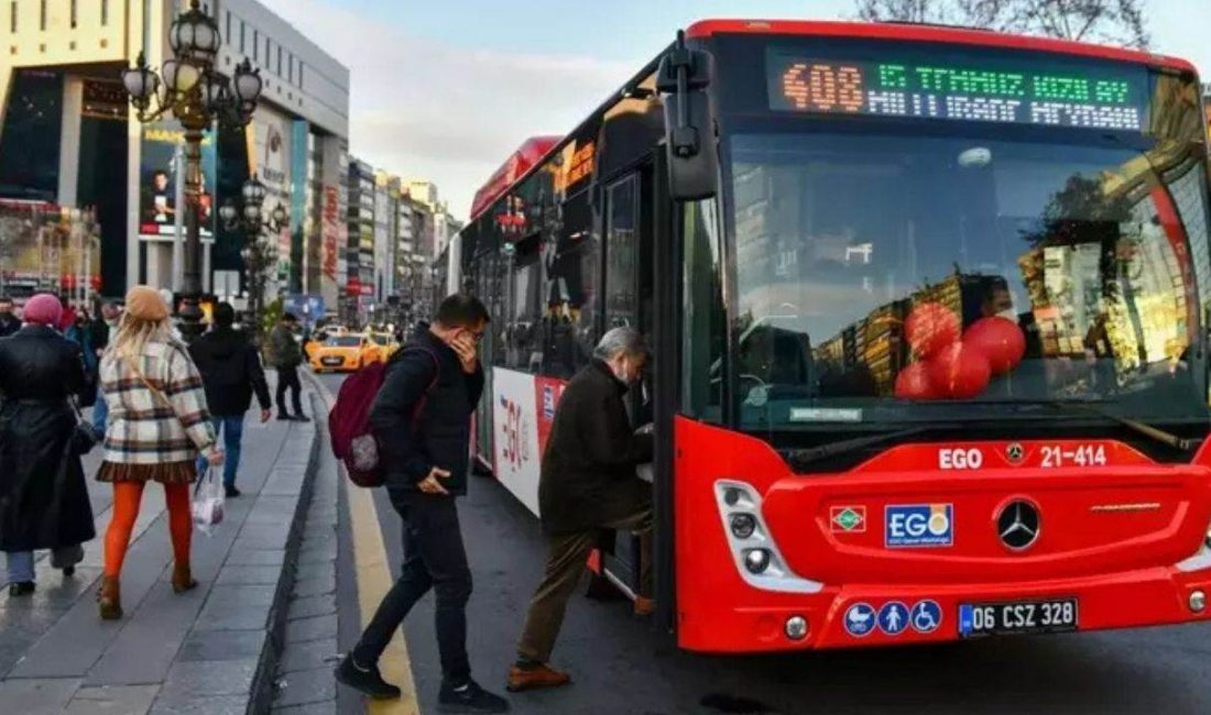 Ankara’da toplu taşıma ücretlerine yüzde 23,8 oranında zam geldi. Yapılan