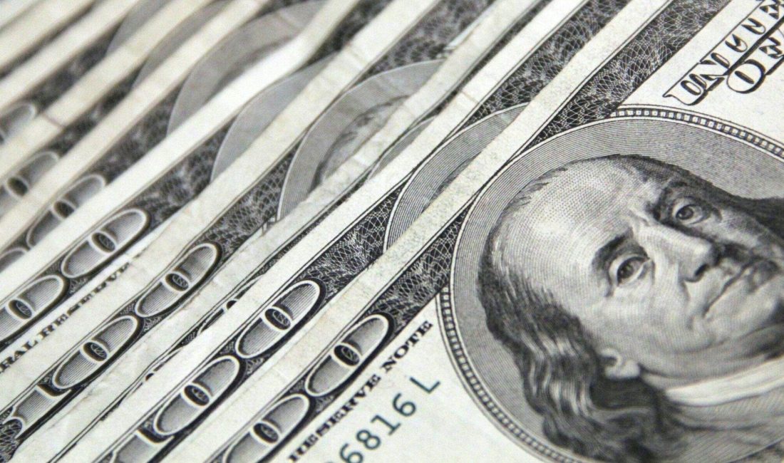 Enflasyonda büyük etkiye sahip dolar kurunun güne nasıl başladığı merak