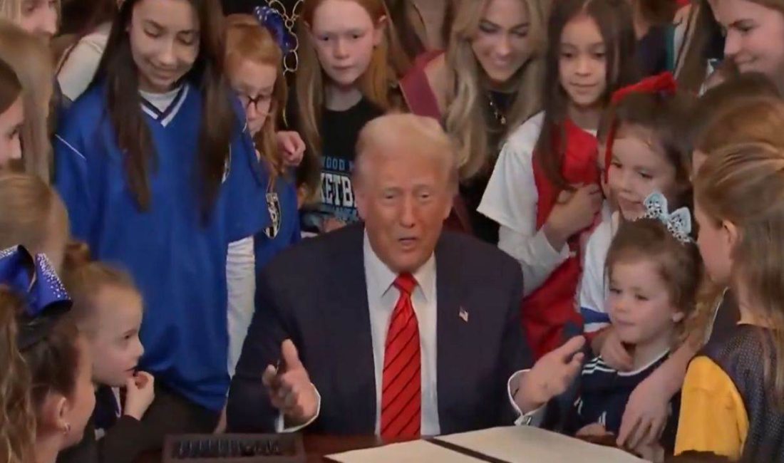 ABD Başkanı Donald Trump, trans sporcuların kadın spor müsabakalarına katılımını