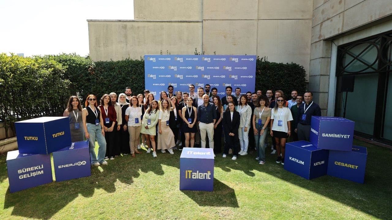 Türkiye’nin lider elektrik dağıtım, perakende satış ve müşteri çözümleri şirketi