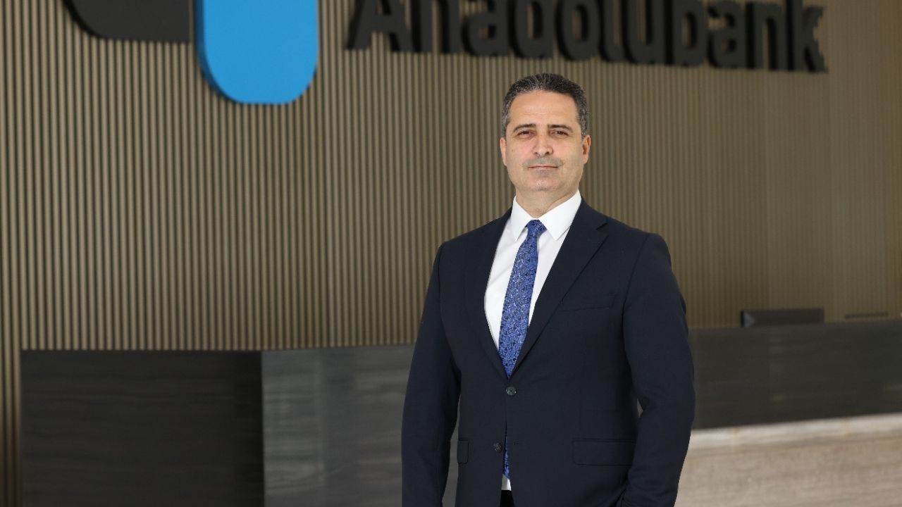 Anadolubank yönetim kadrosunda yapılan yeni yapılanma ile Ferudun Canbay Genel
