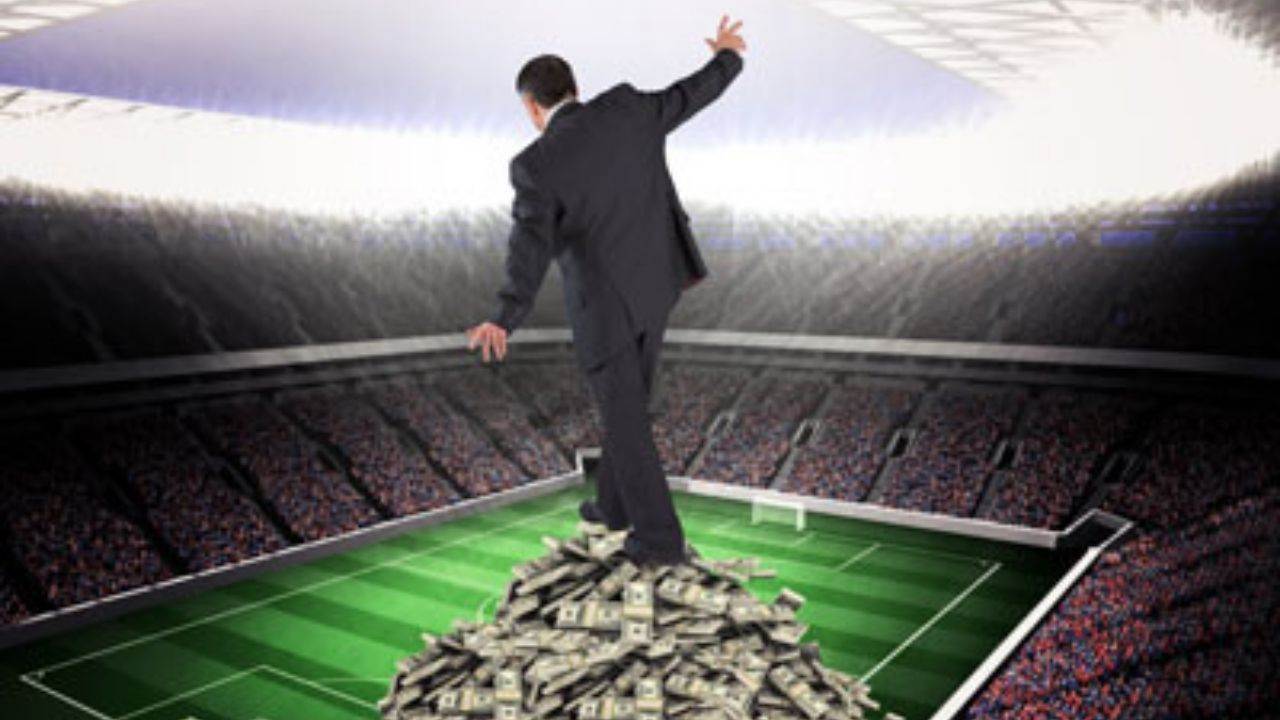 Serie A ve La Liga dev liglerde futbol kulüplerine sahip