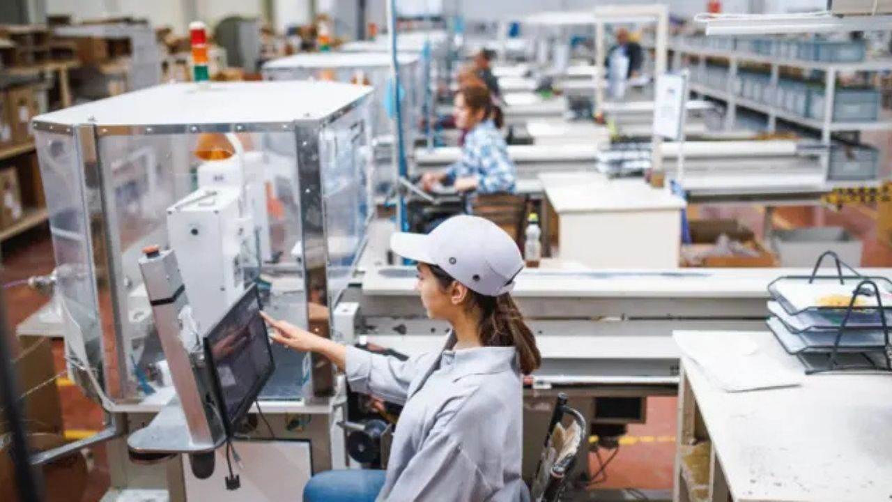 İşgücü uyum programı kapsamında çalıştırılan personelin günlük ücretlerine artış geldi.