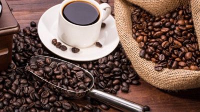 Küresel piyasalarda kahve fiyatları son dönemde gerileme eğilimine girerken, Türkiye’de