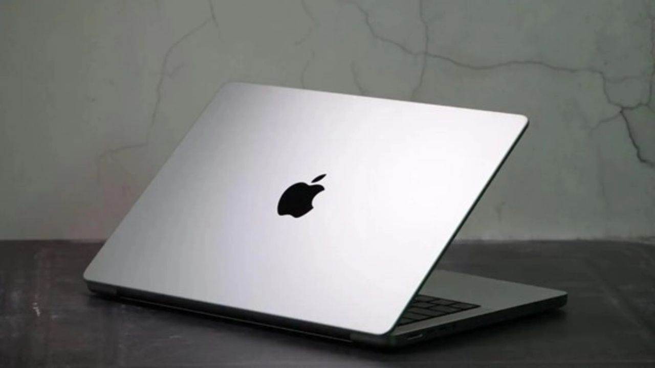Apple  M4 platform serisini temel alan yeni MacBook Pro‘ları tanıttı. Yeni MacBook Pro serisi, Apple tarihindeki