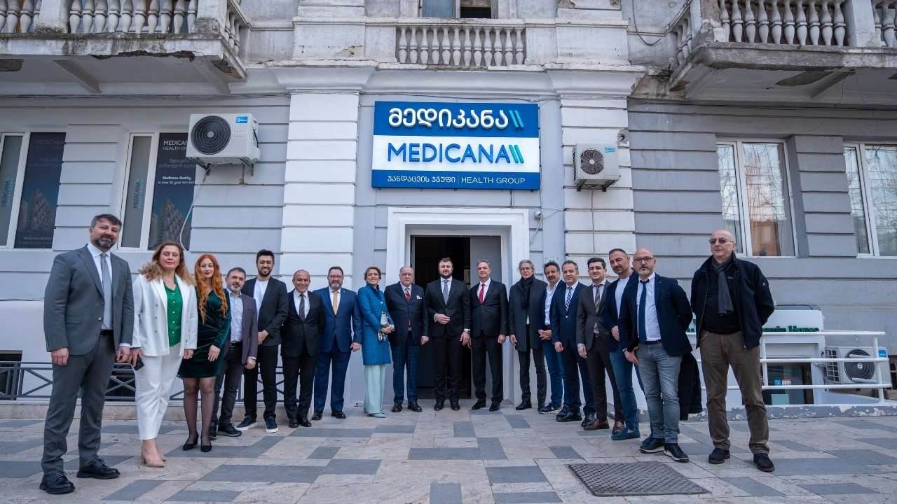 30 yılı aşkın tecrübesiyle Türkiye’nin öncü sağlık gruplarından Medicana, Tiflis’te