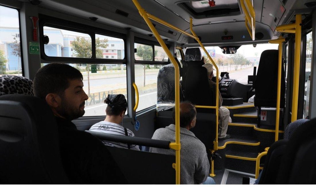 Türkiye’de akaryakıt fiyatlarına gelen zam ve doların hızla yükselmesi, toplu