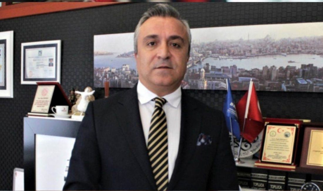 Sosyal güvenlik alanında tanınan isim olan Özgür Erdursun, Dünya Gazetesi’ndeki