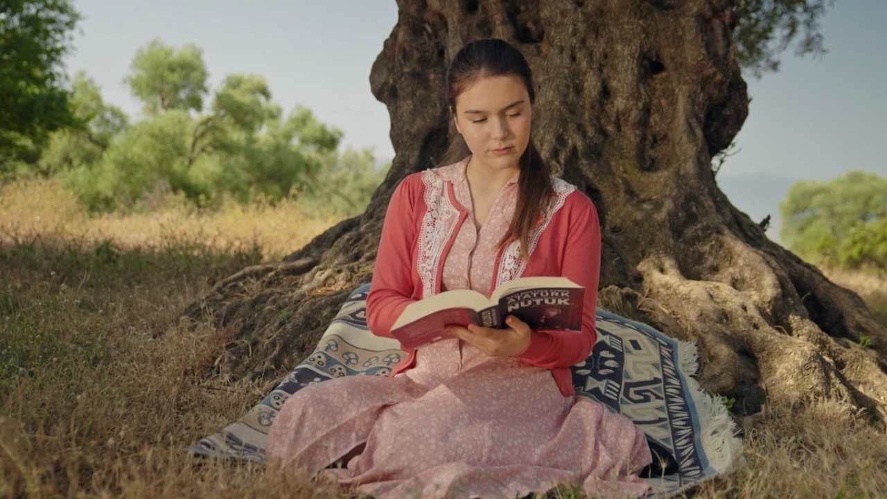 Sabancı Vakfı, 2024-2025 eğitim-öğretim yılında da üniversite öğrencilerini karşılıksız burslarla