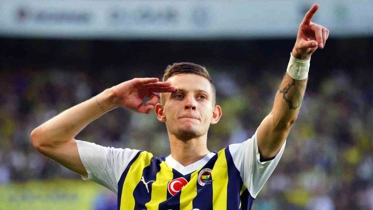 Fenerbahçe Corendon Alanyaspor karşılaşmasında takımını öne geçiren golü kaydeden Sebastian