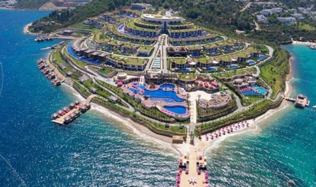 Bodrum’da geçmişte “Paramount” olarak bilinen Sezgin Baran Korkmaz’a ait “The