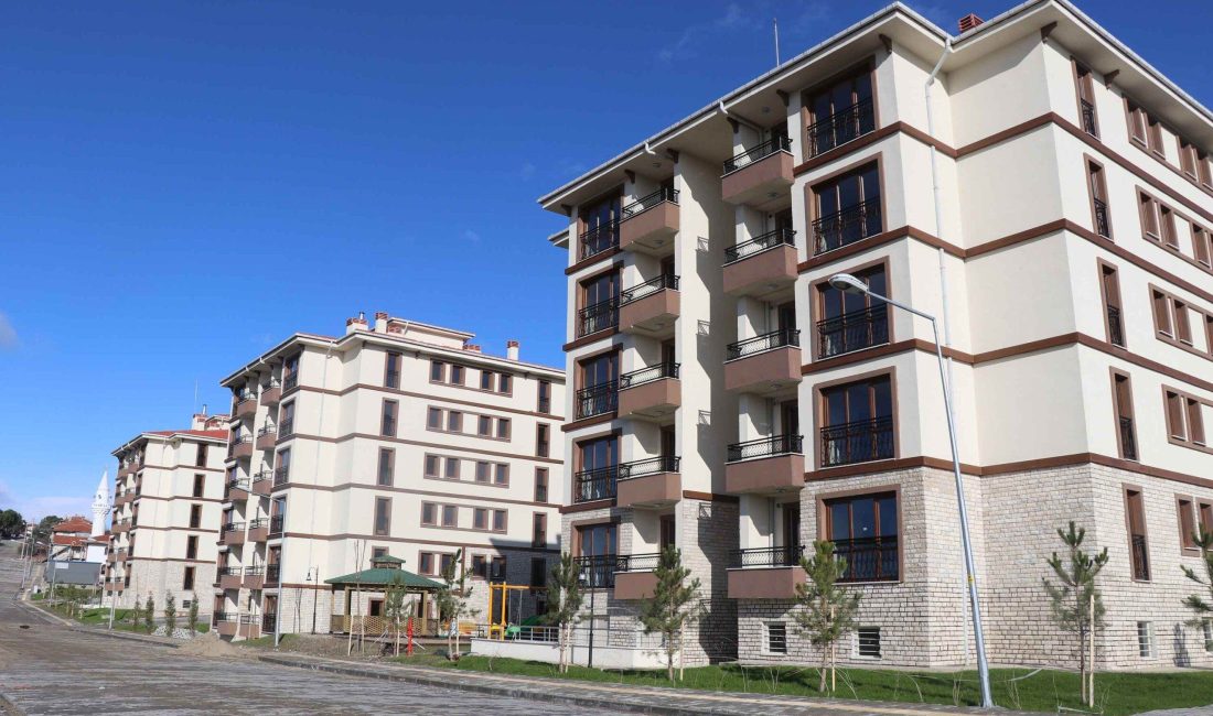 Bakan Kurum duyurdu: TOKİ’den ev veya dükkan alacaklara sevindiren haber