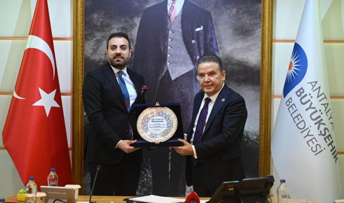 Tüm Global İş Dünyası Derneği (TÜMGİŞ) Antalya’da ziyaretler gerçekleştirdi. Antalya’da