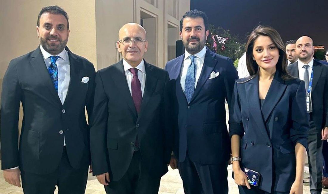 Dünyanın dört bir yanından üst düzey birçok katılımcının, konuşmacı ve