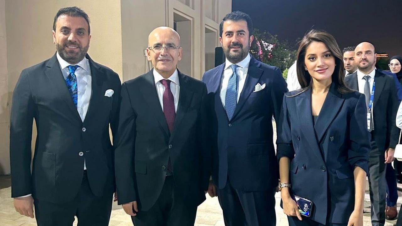 Dünyanın dört bir yanından üst düzey birçok katılımcının, konuşmacı ve