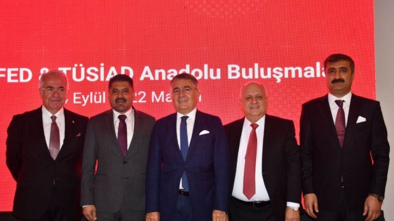 TÜSİAD Yüksek İstişare Konseyi Başkanı Ömer Aras’a genel kurulda yaptığı