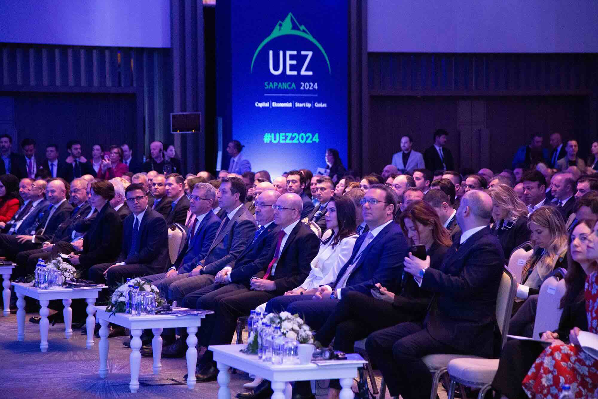 Uluslararası Ekonomi Zirvesi (UEZ) Türkiye’nin ve dünyanın lider isimlerini bir