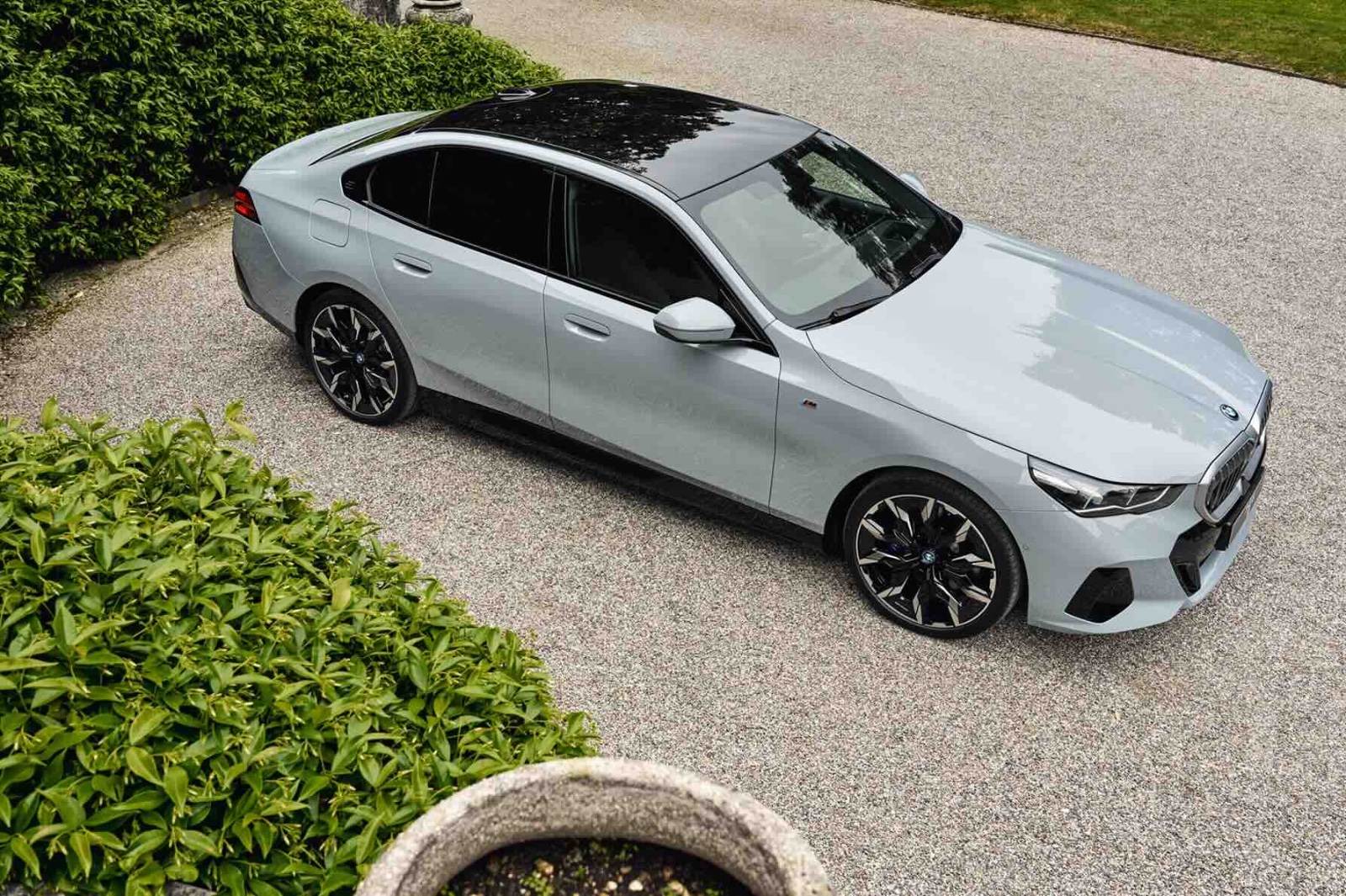 Borusan Otomotiv’in Türkiye temsilcisi olduğu BMW’nin Business Sedan segmentinin dünyadaki