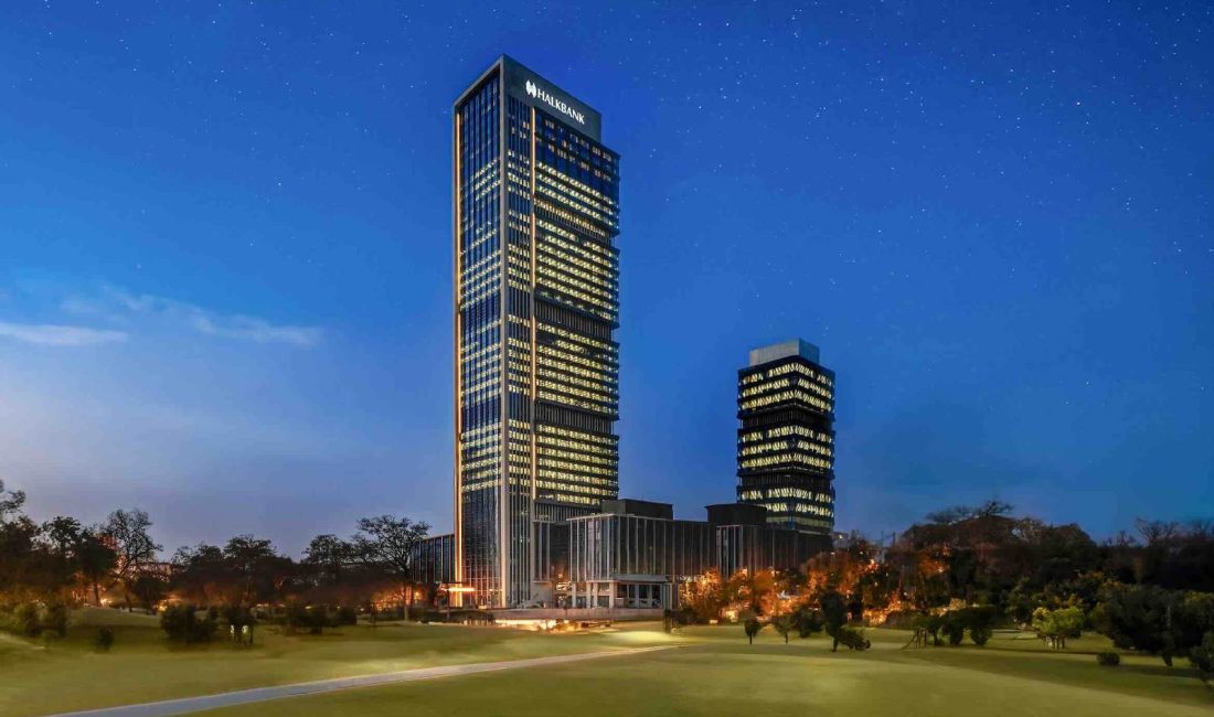 Türkiye’nin önde gelen bankalarından Halkbank, gündemdeki iddialara yönelik bir açıklama