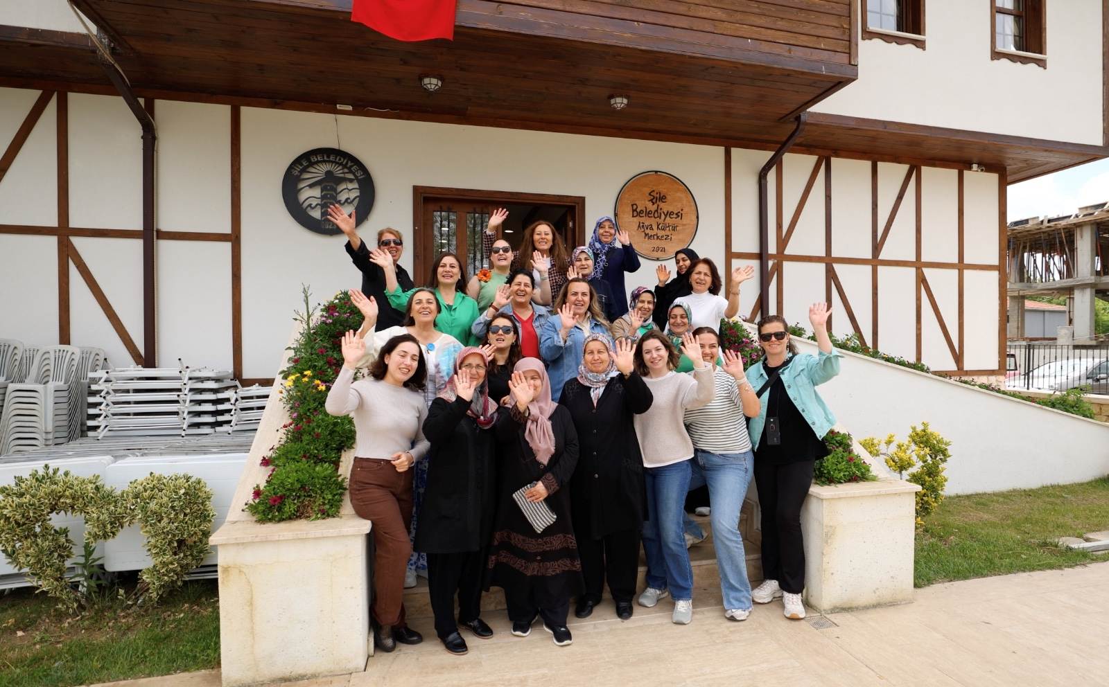 Garanti BBVA’nın “Hesabını Bilen Kadınlar” programı, kadınların ekonomik hayata aktif