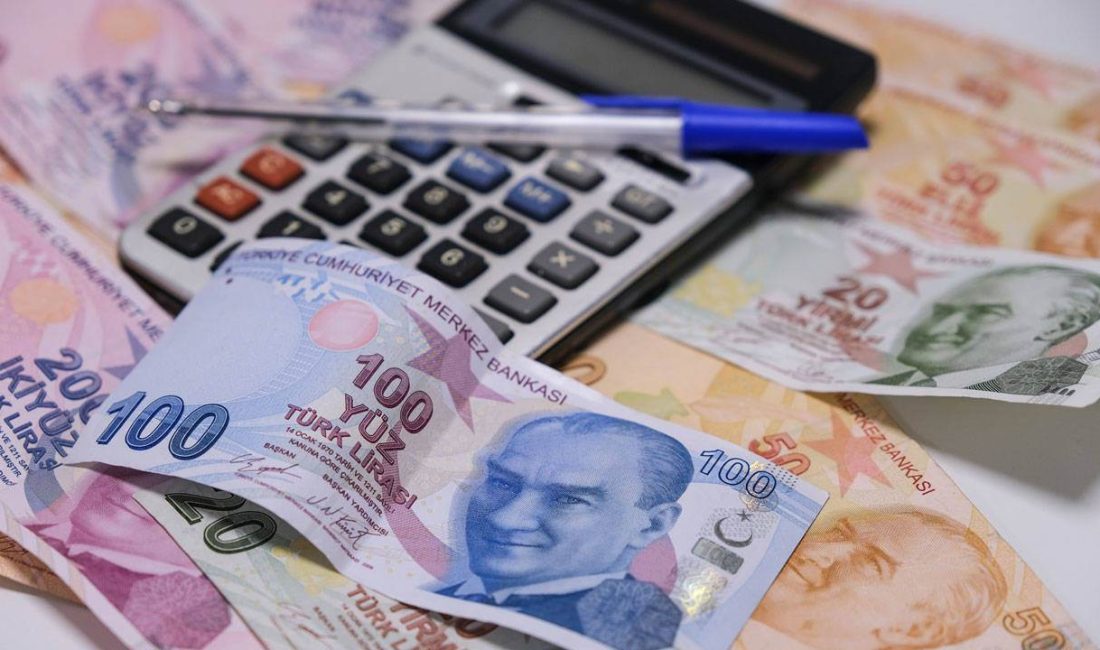 Milyonlarca çalışanın merakla beklediği asgari ücret artışı tartışmalarının hız kazandığı