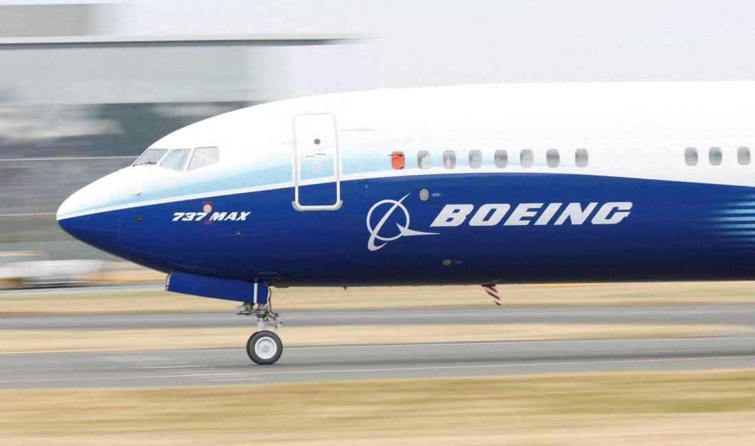 ABD merkezli küresel havacılık şirketi Boeing’in, grevdeki işçilerine, gelecek dört