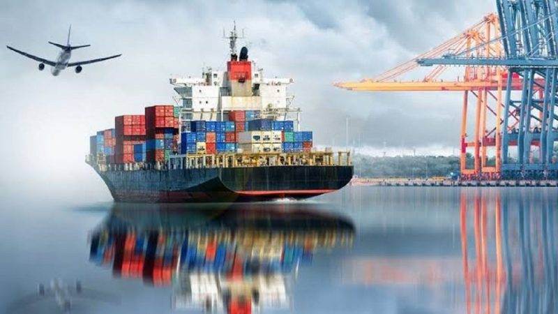Türkiye’nin dış satımının geçen ay yüzde 50,3’ünü, otomotiv endüstrisi, kimyevi