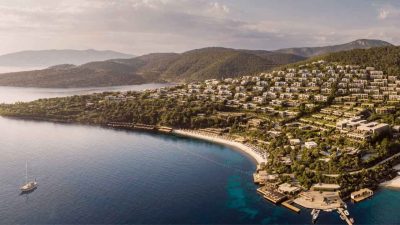 Bodrum Yarımadası’nın en büyüleyici koyu olan Cennet Koyu’nda yer alan