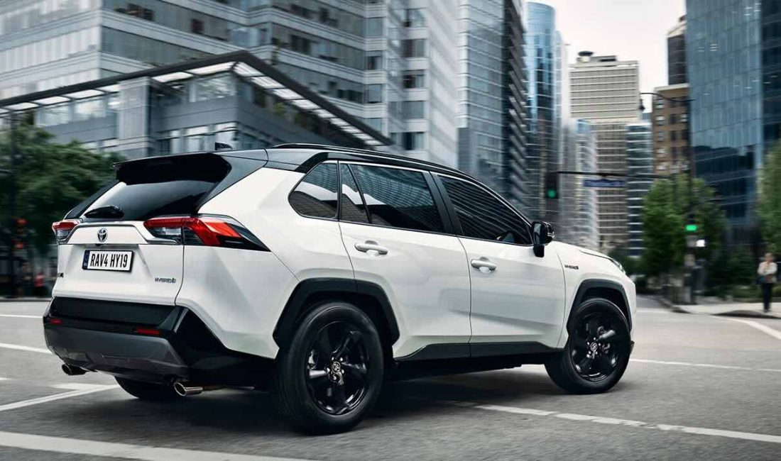 Toyota’nın otomotiv dünyasının yeniden şekillenmesine öncülük eden RAV4 modeli, 30.