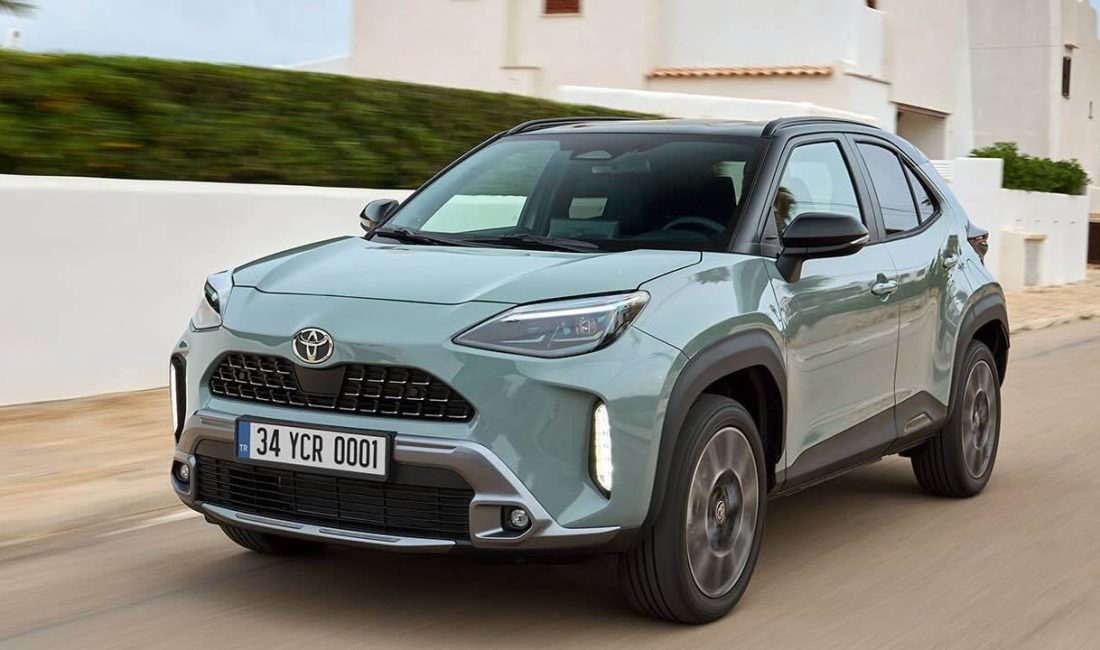 Toyota, B segmentinde büyük beğeni toplayan, yenilikçi tam hibrit teknolojisiyle