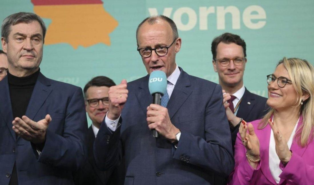 Almanya’da bugün gerçekleştirilen erken genel seçimin ilk sonuçlarına göre muhafazakar