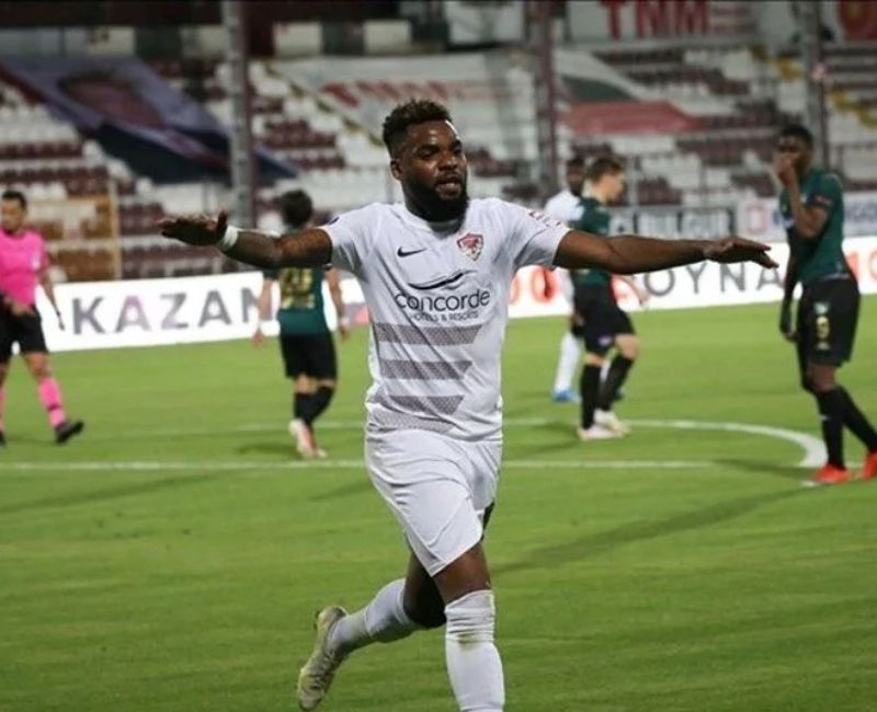 Bir dönem Hatayspor forması giyen ve Süper Lig'de gol kralı