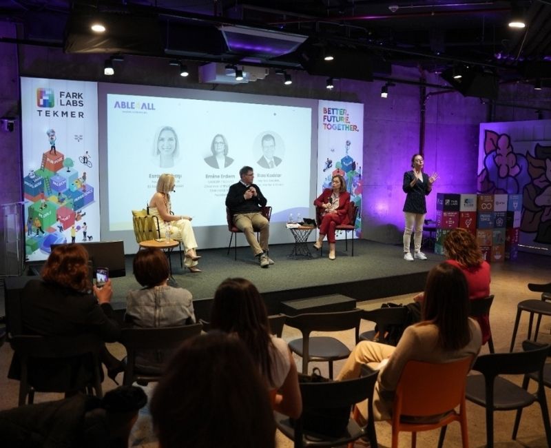 İş dünyasında kapsayıcılığı yeniden tanımlamayı ve kalıcı bir dönüşüm başlatmayı