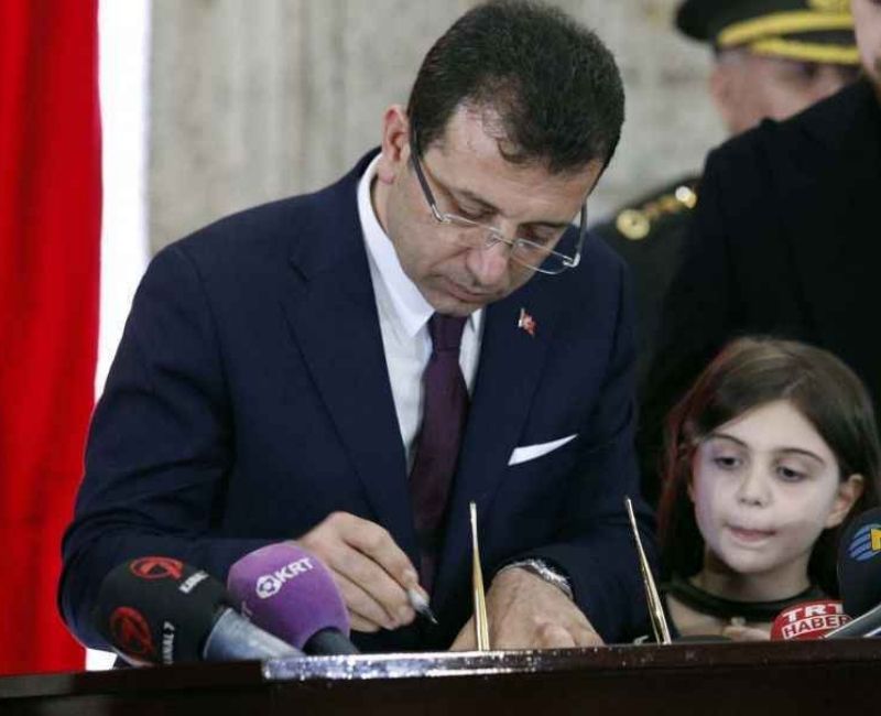 CHP Genel Başkanı Özgür Özel, Samsun’daki mitingde partisinin İmamoğlu için