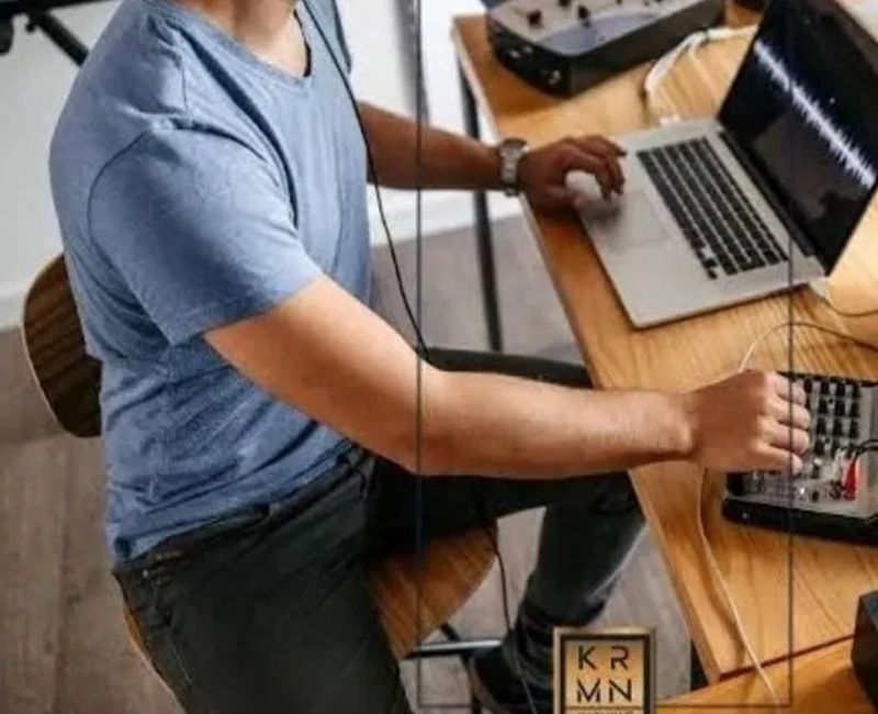 Türkiye İstatistik Kurumu nisan ayı ücretli çalışan istatistiklerini açıkladı. Buna