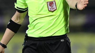 Türkiye Futbol Federasyonu (TFF) Başkanı İbrahim Hacıosmanoğlu, profesyonel liglerde görev