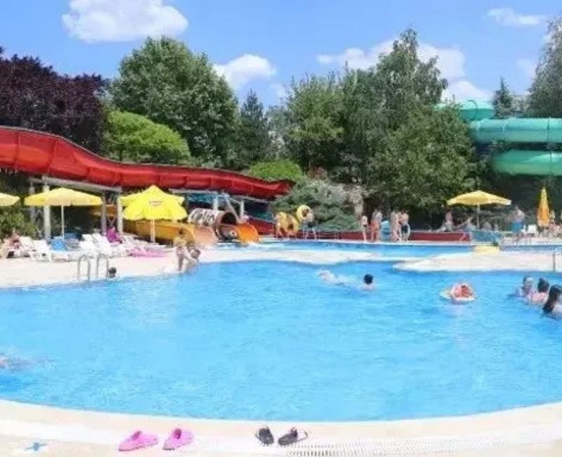 Yazın serinletici havuz keyfi, hastalıklara davetiye çıkarmasın: 8 altın kural sıralandı