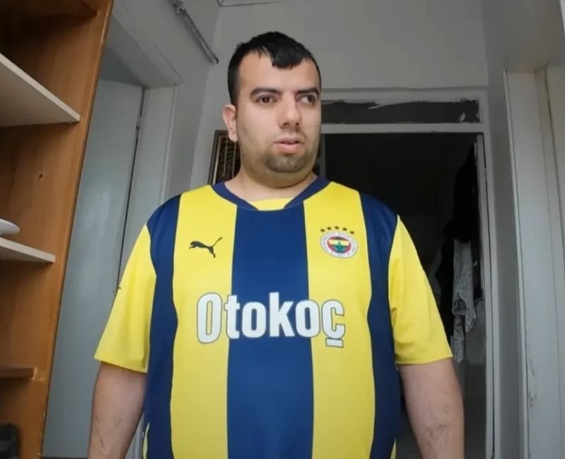 Sosyal medya fenomeni Mustafa Başaran, namıdiğer "Kadıköy Boğası"nın hayatı beyaz