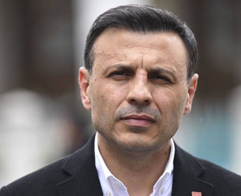 CHP İstanbul İl Başkanlığı seçiminde "menfaat karşılığı usulsüzlük yapıldığı" iddialarına