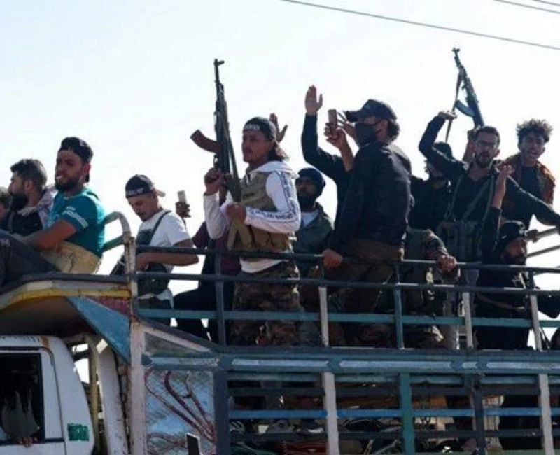 İsrail Başbakanı Binyamin Netanyahu ile Suriye Devlet Başkanı Ahmed el-Şara