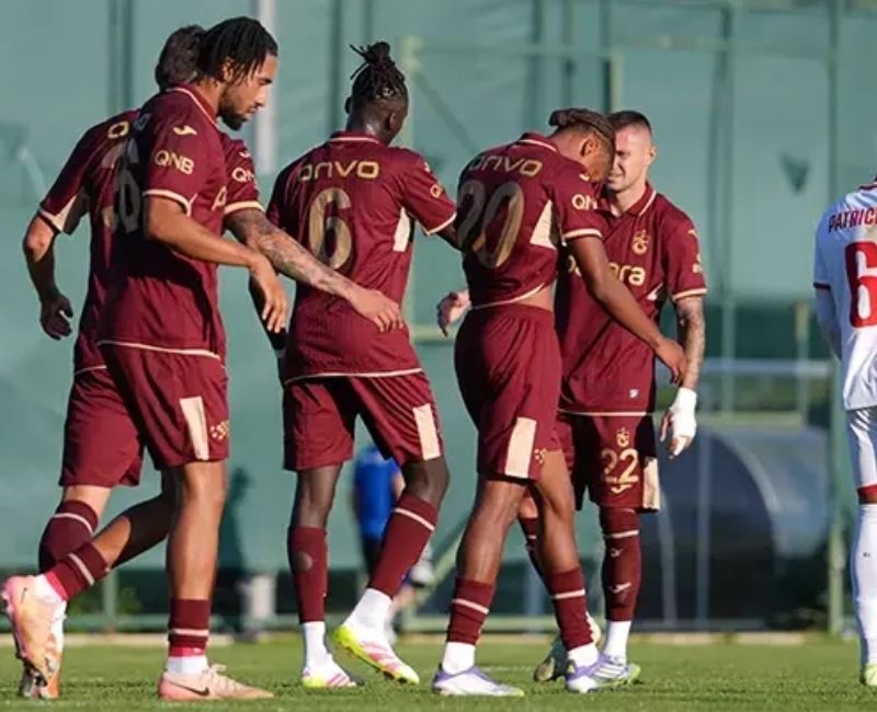 Yeni sezon kampını Erzurum’da sürdüren Trabzonspor, Azerbaycan ekibi Araz Nahçıvan