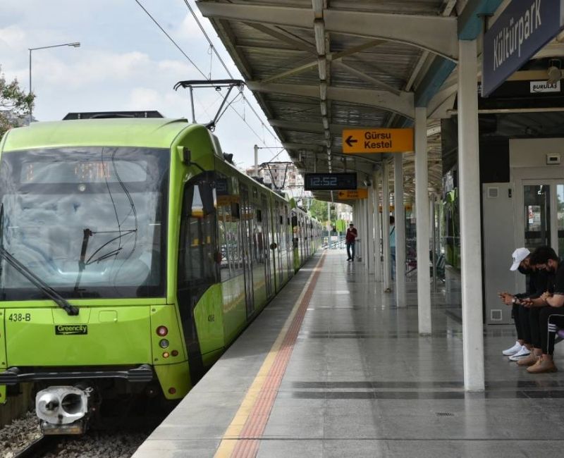 Bursa’da toplu ulaşım ücretlerine zam yapıldı. Bursa Büyükşehir Belediyesi’nin iştiraki