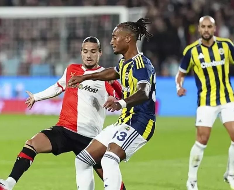 UEFA Şampiyonlar Ligi 3. eleme turu ilk maçında Fenerbahçe, deplasmanda