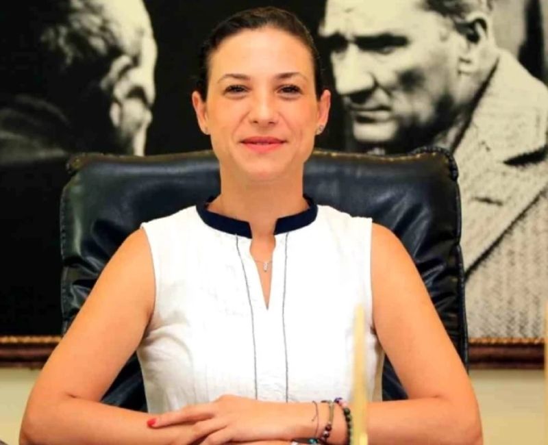 Aydın Büyükşehir Belediye Başkanı Özlem Çerçioğlu’nun CHPden istifa ederek AK