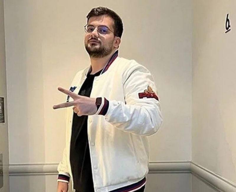 Jrokez takma adıyla tanınan yayıncı Oğuzhan Dalgakıran, 12. kattaki evinin