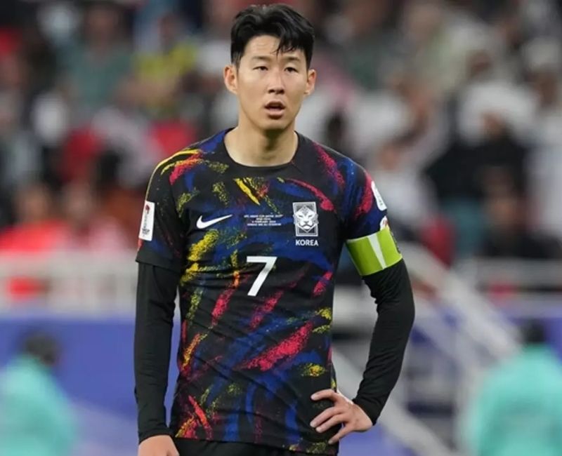 Tottenham kaptanı Son Heung-min, 10 yıl sonra takımdan ayrılacağını açıkladı.