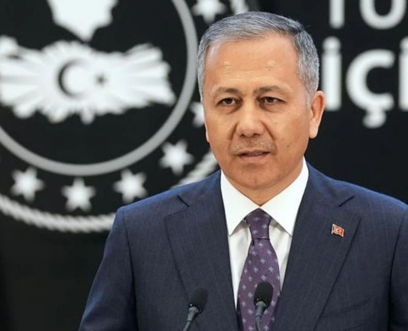 Mahkeme kararıyla kayyum atanan CHP İstanbul İl Başkanlığı binası polis