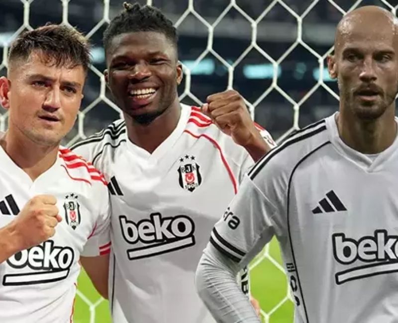 Olaylı maçta kazanan Beşiktaş oldu Trendyol Süper Lig’in 5. haftasında Beşiktaş, RAMS Başakşehir’i 2-1 mağlup