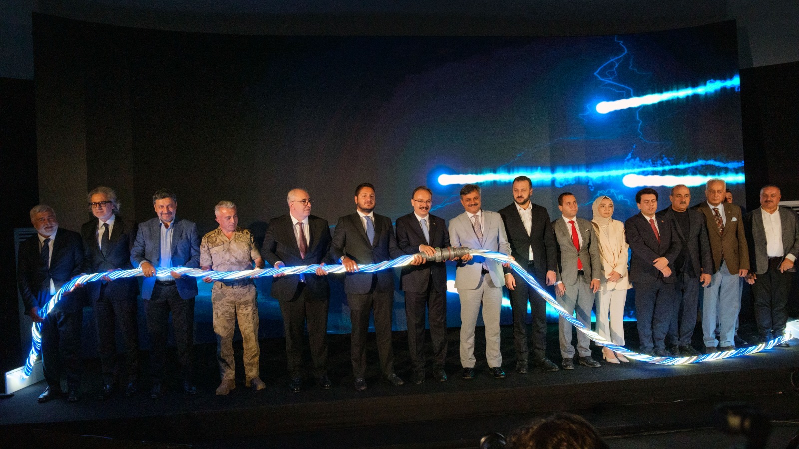 Dicle Elektrik, faaliyet gösterdiği Güneydoğu Anadolu Bölgesi’nde yer alan altı